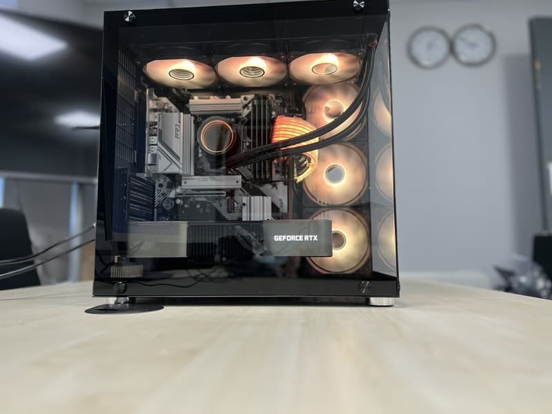 GAMING PC RTX 4070ti / 64GB RAM / 2TB NVME SSD / i9 13900K 5.80GHZ