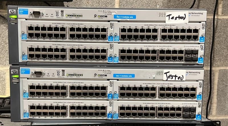 J8770A HP 4204vI with 1 x J9033A 20 Port + 3 x J8776A Modules Manged Switch