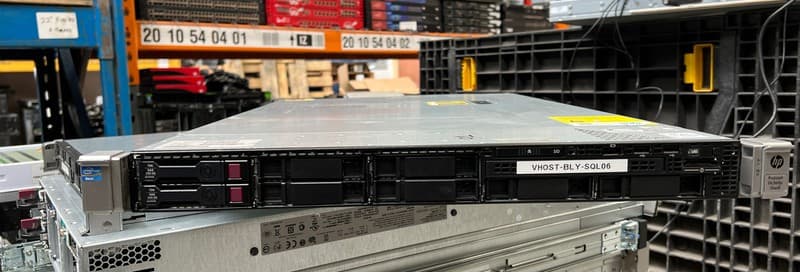 HP DL360p G8 / Gen8 - 2x E5-2637, 64GB Ram P212, 2x 460W iLO4 2 X 15k 300gb
