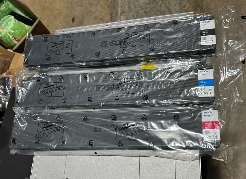 3 X Original Ink EPSON WorkForce WF-C20590 / T8581 T8582 T8583 Cartridge