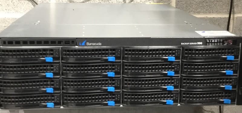 ASUS Backup Server 16 Bay sas Rack 2x ( AMD 6386 SE 32 CORES ) 128GB RAM